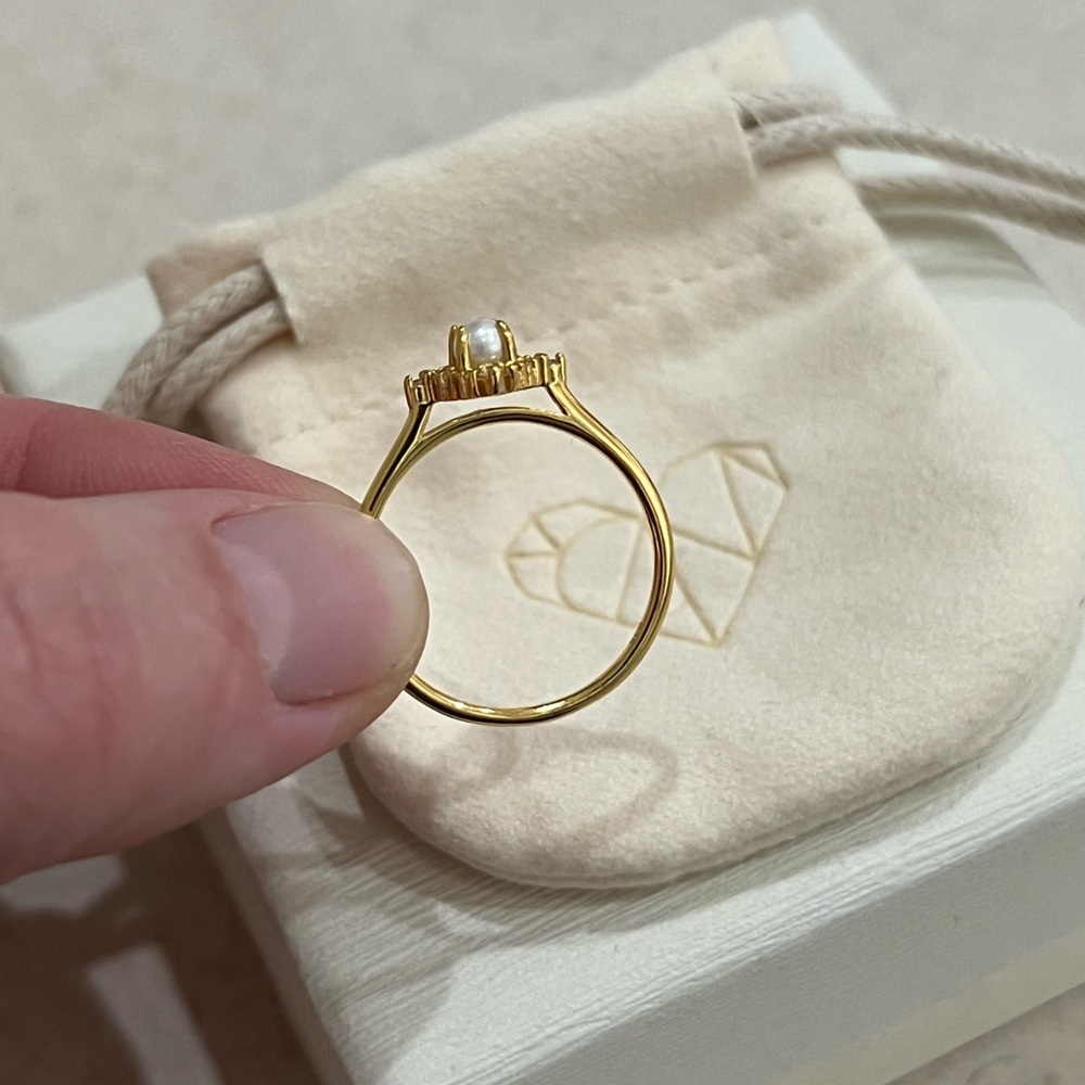 Dainty 18K Gold Pearl Ring with Diamond Accents - Picture 9 of 10